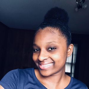 Meet your Posher, Ianna